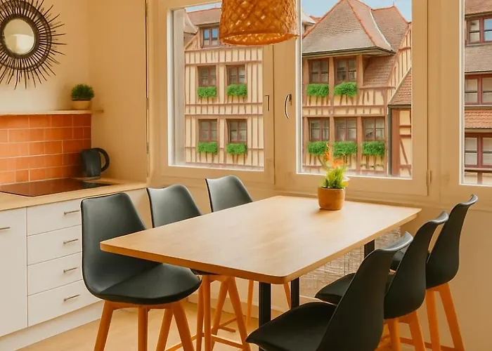 Coeur Du Centre Ville, Prestation Avec Parking Gratuit *